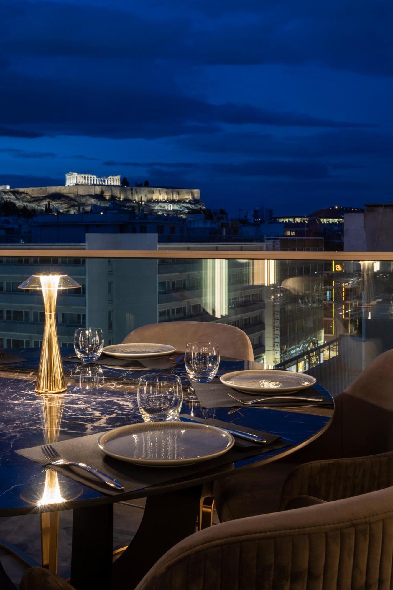Heritage Hill Hotel Athena Bagian luar foto