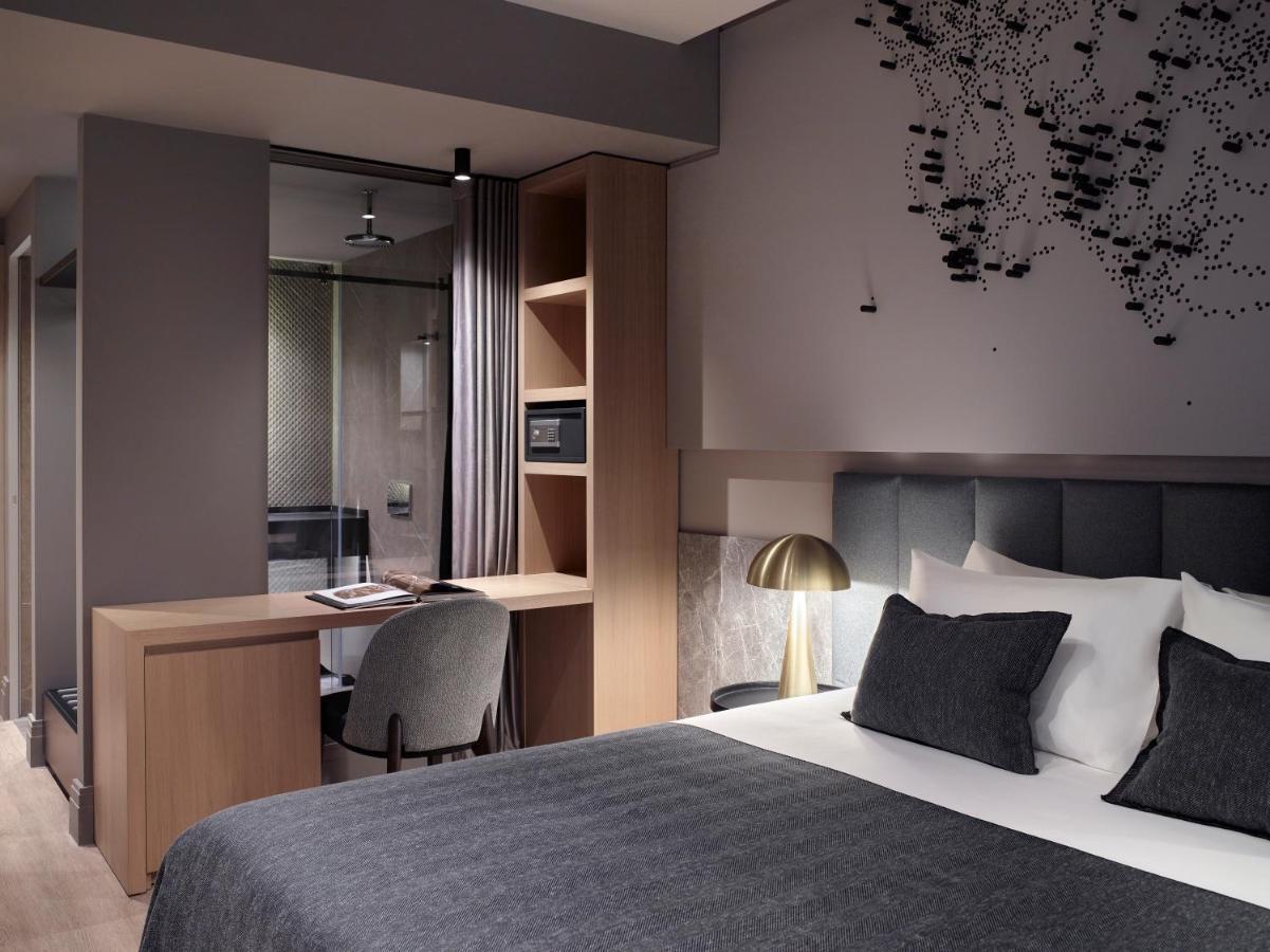 Heritage Hill Hotel Athena Bagian luar foto